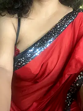 Snapshot of hot_menka chatting on November 5, 6:00 pm hot menka online show from November 5, 6:00 pm