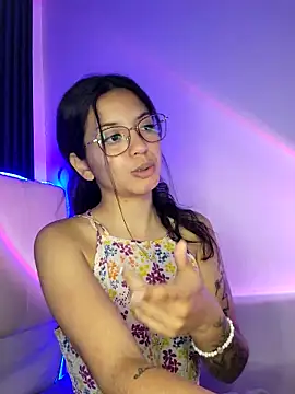 Rosita forever  online show from March 22, 4:15 pm
