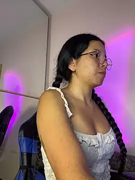 Rosita forever  online show from April 7, 6:54 pm