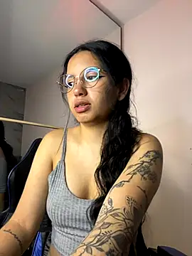 Rosita forever  online show from December 1, 2:18 pm