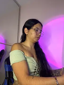 Rosita forever  online show from April 1, 2:03 pm