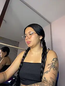 Snapshot of Rosita_forever_ chatting on June 10, 3:57 pm Rosita forever online show from June 10, 3:57 pm