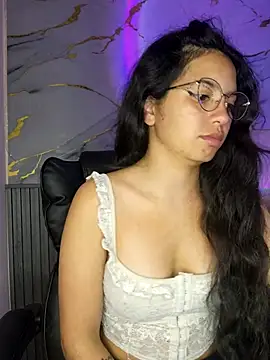 Rosita forever  online show from October 20, 8:09 pm