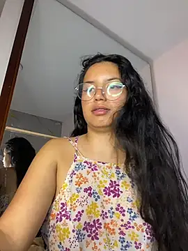 Snapshot of Rosita_forever_ chatting on June 14, 2:40 pm Rosita forever online show from June 14, 2:40 pm