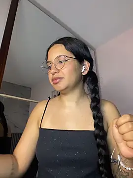 Rosita forever  online show from June 2, 5:35 pm