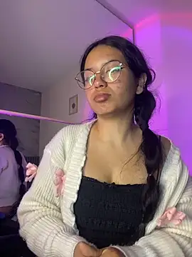 Rosita forever  online show from April 12, 1:36 pm