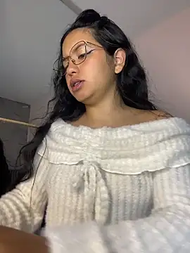 Snapshot of Rosita_forever_ chatting on June 18, 2:55 pm Rosita forever online show from June 18, 2:55 pm