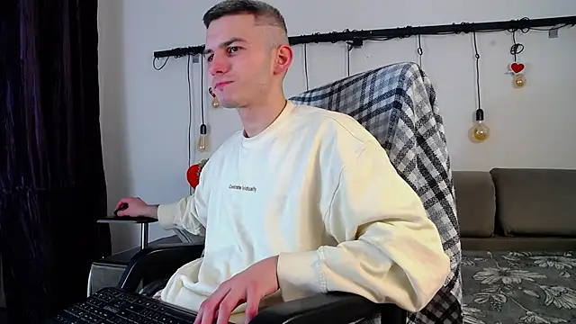 Devin Jay online show from February 7, 8:10 pm