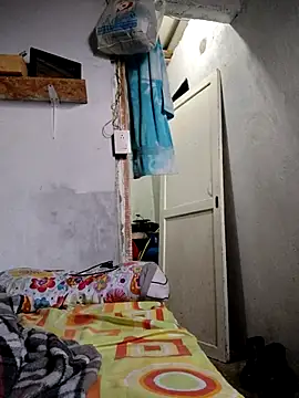 Snapshot of gatoalex89 chatting on October 22, 12:37 pm gatoalex89 online show from October 22, 12:37 pm