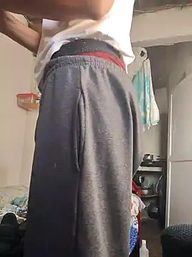 Snapshot of gatoalex89 chatting on November 18, 11:57 am gatoalex89 online show from November 18, 11:57 am