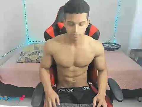 oliver thompsson7 online show from December 20, 3:04 pm