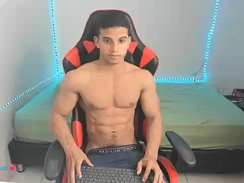 oliver thompsson7 online show from February 9, 1:03 am