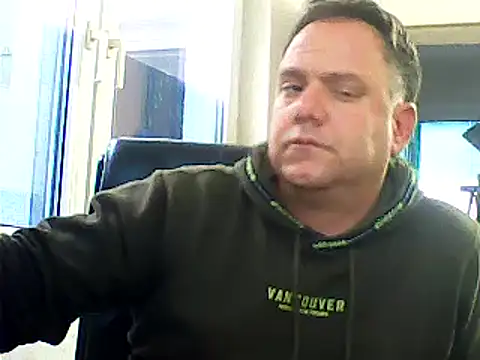 Snapshot of DauerAkt8069 chatting on June 15, 4:56 am DauerAkt8069 online show from June 15, 4:56 am
