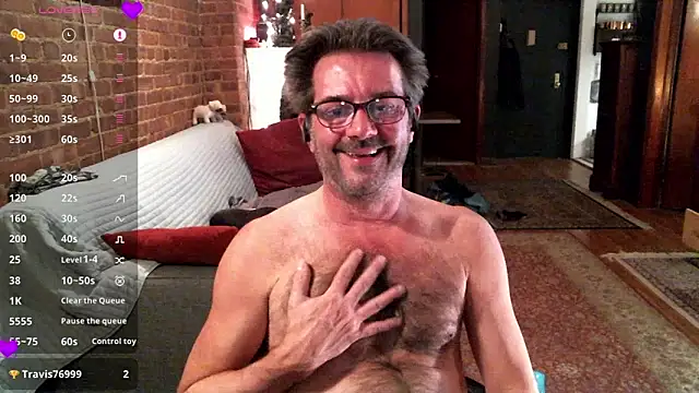 Snapshot of Johnny_Bottoms chatting on March 8, 1:17 am Johnny Bottoms online show from March 8, 1:17 am