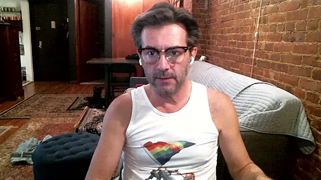 Johnny Bottoms online show from March 21, 10:35 pm