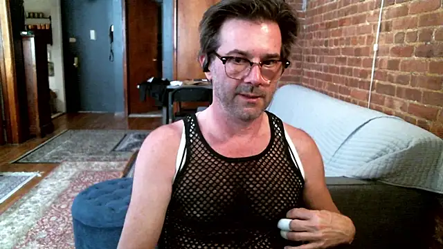 Johnny Bottoms online show from April 18, 5:48 pm