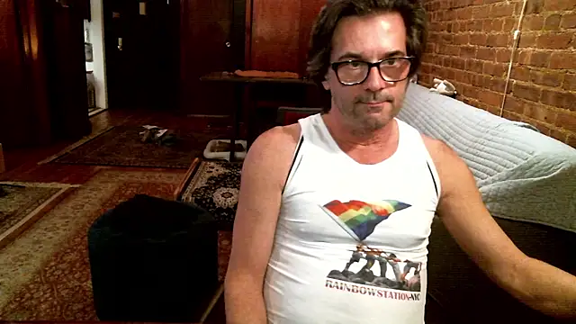 Johnny Bottoms online show from February 11, 11:48 pm