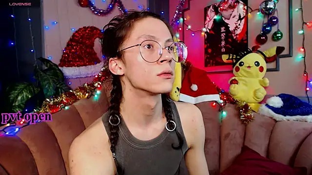 Snapshot of -Kerosene- chatting on January 9, 5:44 am -Kerosene- online show from January 9, 5:44 am