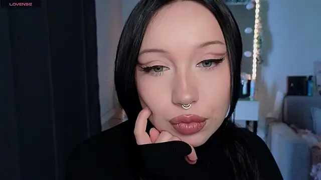 MoranaMissGod online show from April 5, 12:34 pm