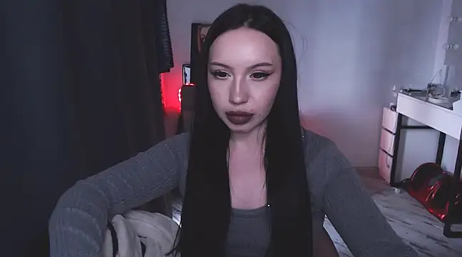 Snapshot of MoranaMissGod chatting on March 5, 5:18 am MoranaMissGod online show from March 5, 5:18 am