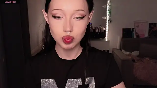 MoranaMissGod online show from April 8, 3:13 pm