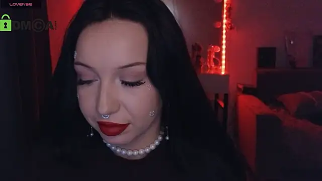 MoranaMissGod online show from February 13, 8:31 pm