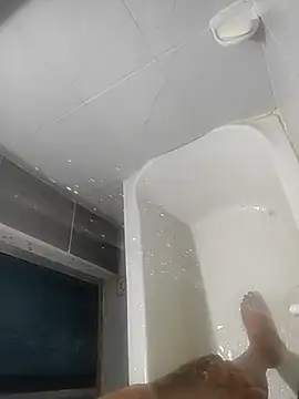 DTuannHallT online show from April 7, 9:49 pm