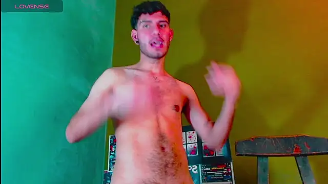 gato444  online show from January 10, 1:21 am