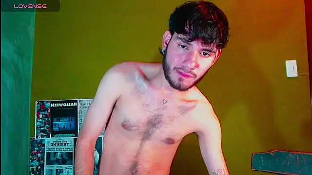 gato444  online show from January 7, 5:01 am