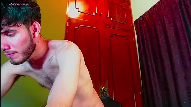 gato444  online show from February 5, 6:02 am