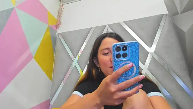 Snapshot of Valeria_grey69 chatting on September 25, 8:04 pm Valeria grey69 online show from September 25, 8:04 pm