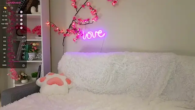 OdeliaGossage online show from October 22, 1:16 am