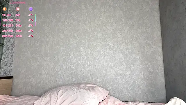 Snapshot of LilianGrindle chatting on February 22, 7:15 pm LilianGrindle online show from February 22, 7:15 pm