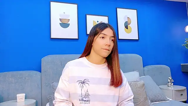 Snapshot of martina_roldam chatting on February 7, 8:39 pm martina roldam online show from February 7, 8:39 pm