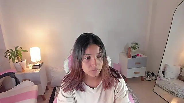 martina roldam online show from October 1, 12:16 am
