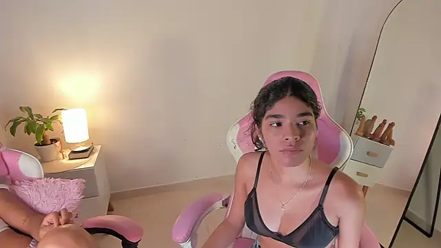 martina roldam online show from September 11, 12:43 am