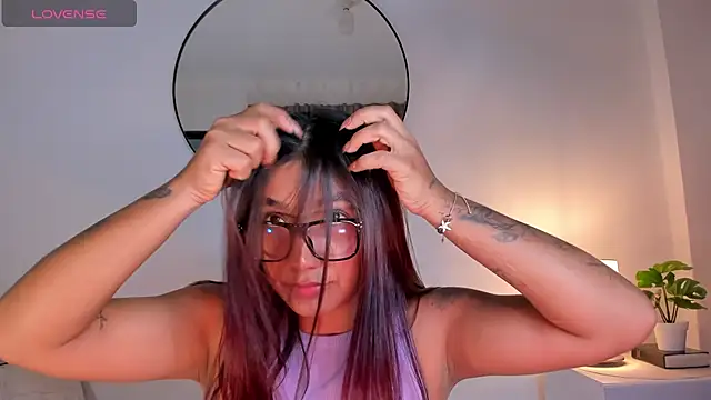 martina roldam online show from February 25, 11:43 am