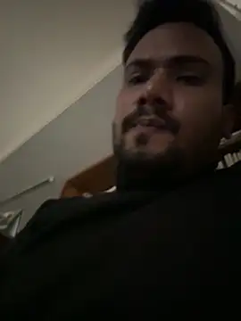 Snapshot of GildanK18 chatting on January 22, 8:40 am GildanK18 online show from January 22, 8:40 am