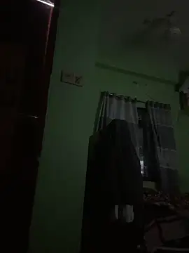 GildanK18 online show from May 22, 2:04 pm