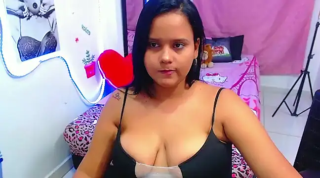 laurelys a online show from January 11, 9:46 pm