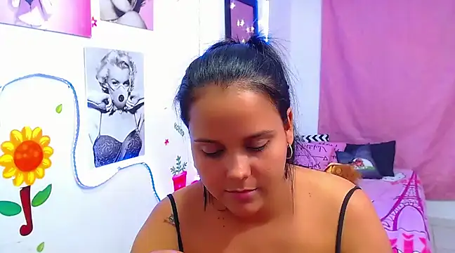 laurelys a online show from January 17, 12:53 am