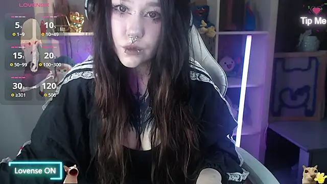 chloe crystall killer online show from June 14, 1:45 pm