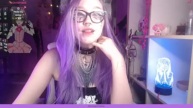 Snapshot of chloe_crystall_killer chatting on February 20, 7:55 am chloe crystall killer online show from February 20, 7:55 am