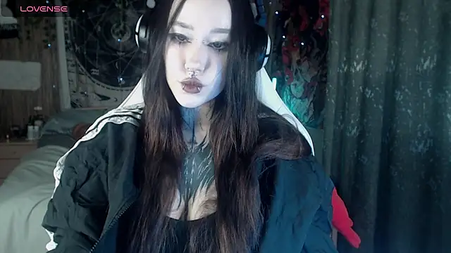 Snapshot of chloe_crystall_killer chatting on May 8, 5:44 am chloe crystall killer online show from May 8, 5:44 am