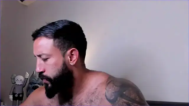 BradLeon  online show from December 15, 8:20 am