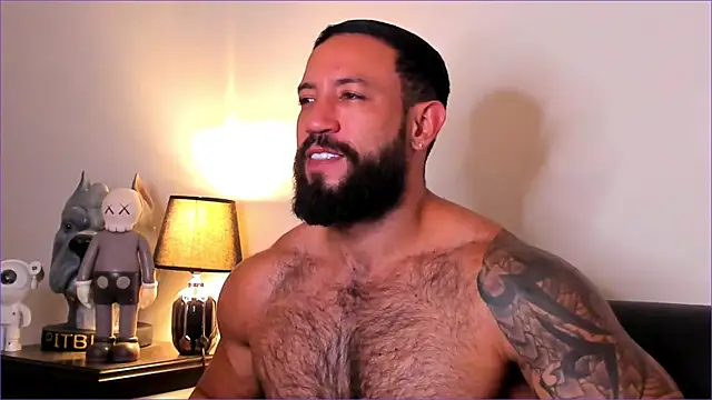 Snapshot of BradLeon_ chatting on November 23, 9:30 am BradLeon online show from November 23, 9:30 am