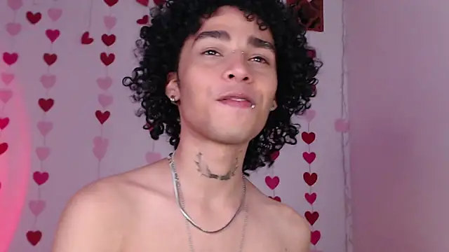 seven7xis online show from February 9, 9:26 am