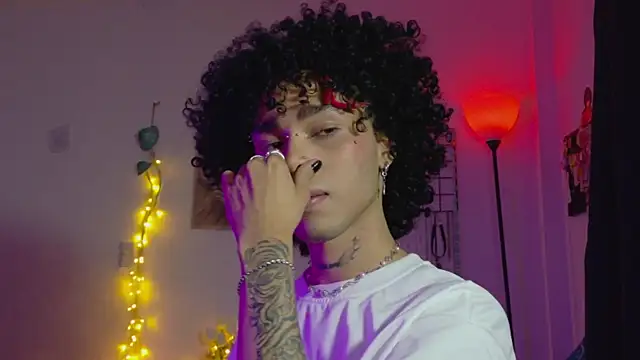 seven7xis online show from April 6, 4:08 am