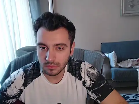 handsomeee04 online show from October 8, 3:13 pm