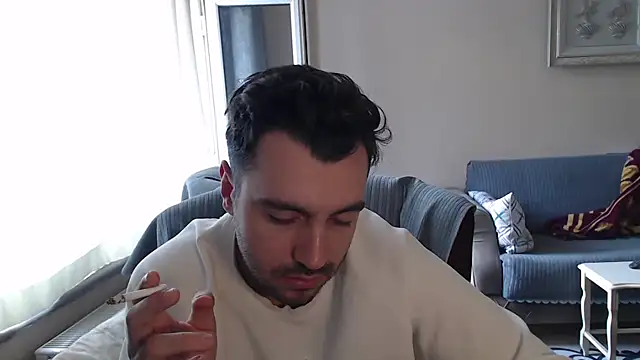 handsomeee04 online show from November 8, 1:25 pm